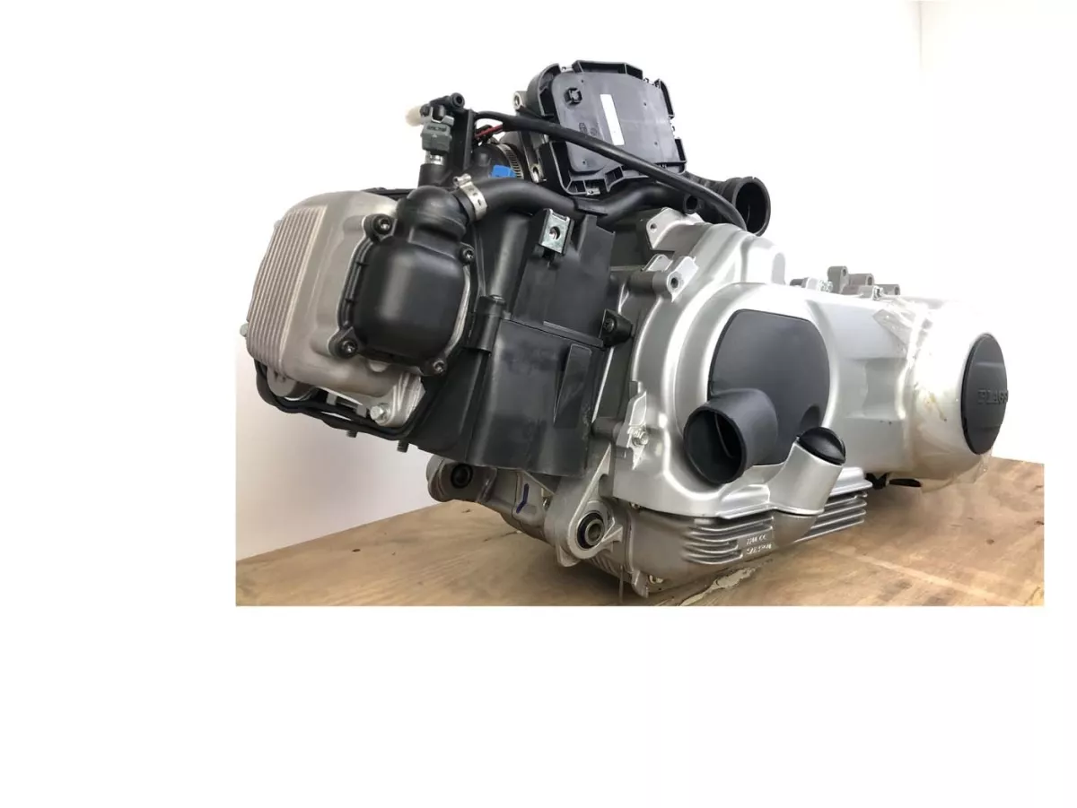 Motor -PIAGGIO- Piaggio Liberty 125 4T 2V AC, PTT 2012 (ZAPM38900)