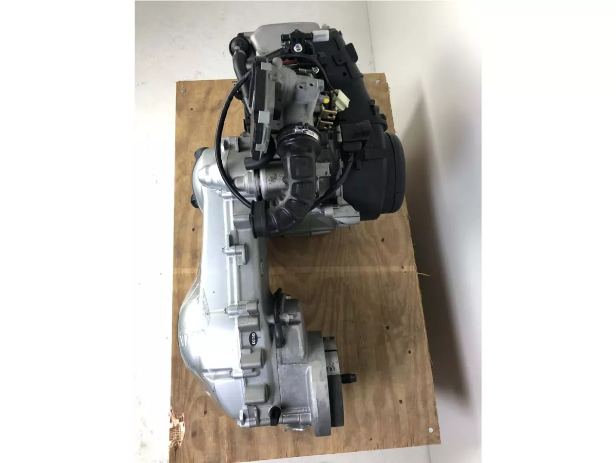 Motor -PIAGGIO- Piaggio Liberty 125 4T 2V AC, PTT 2012 (ZAPM38900)