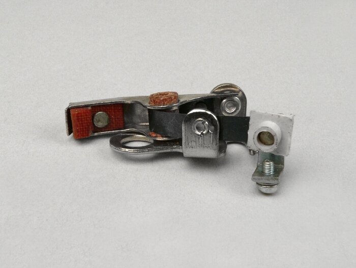 Point set -OEM QUALITY long w/o pin- Vespa 90 V9A1T (till No 21449), Vespa Wideframe VM1T till VM2T, U, VN1T till VN2T, VNA1T till VNA2T, VNB1T till VNB5T, VNB6T (till No035188), Vespa 150 VL1T till VL3T, VB1T, VBA1T, VBB1T, VBB2T (till No 270249), GL, Sp