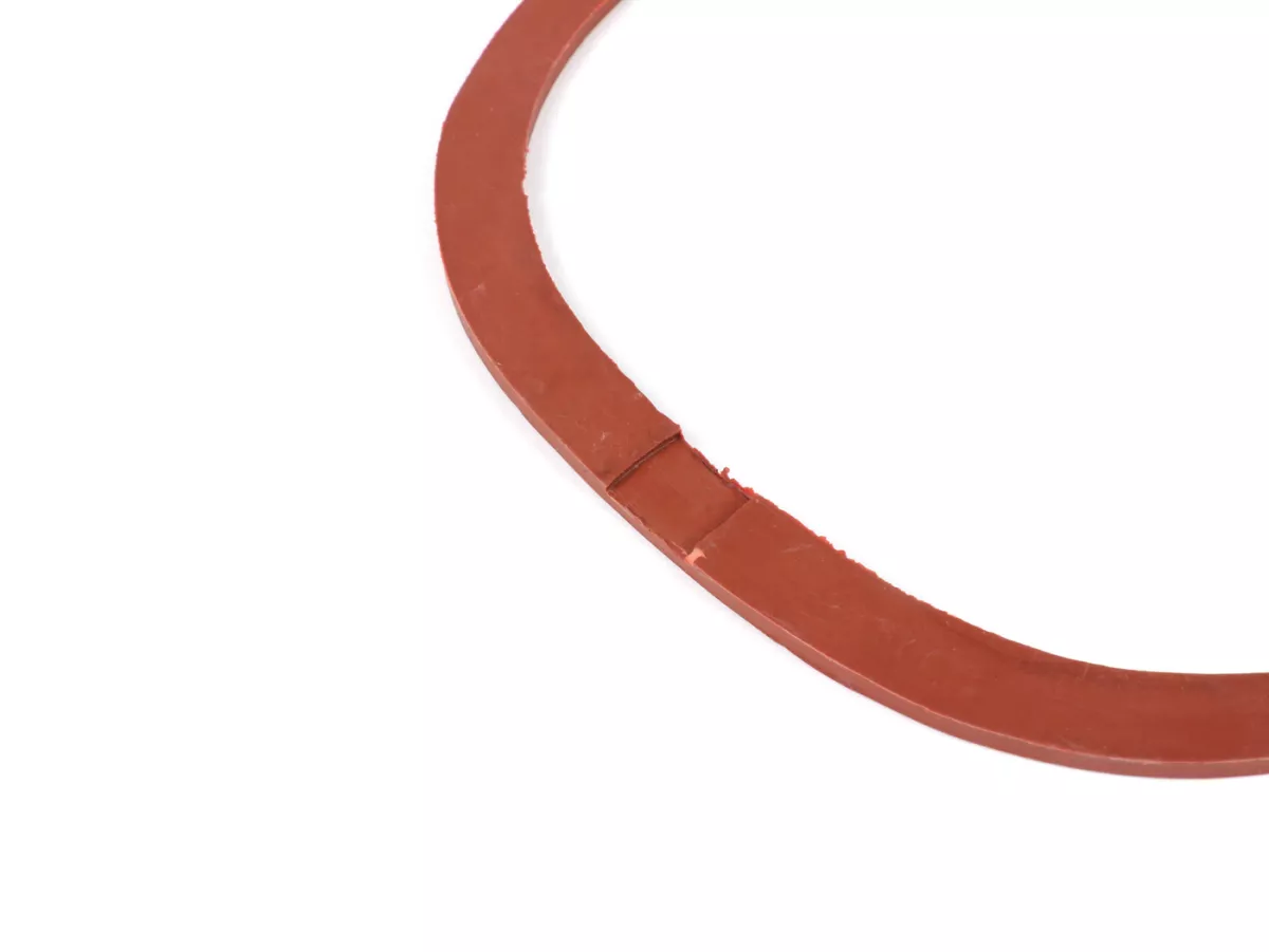 Gasket fuel tank/frame -OEM QUALITY- Vespa all Largeframe models (1957-) - rubber