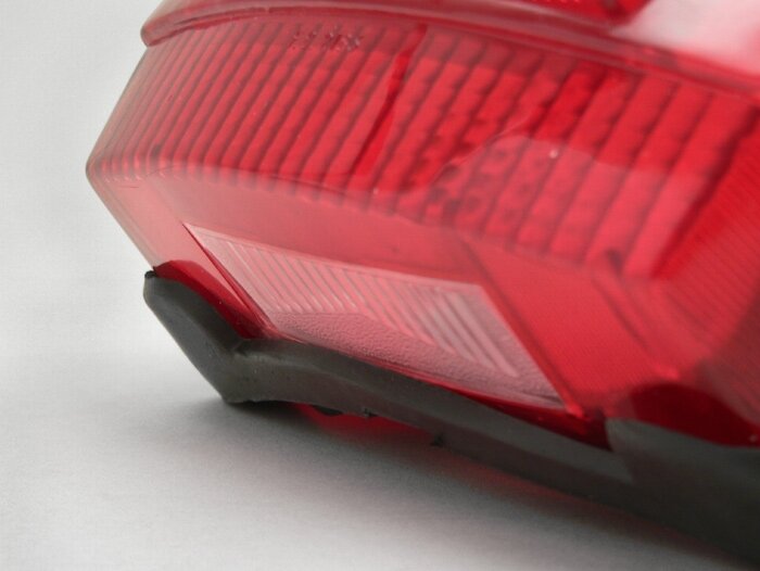 Taillight -BOSATTA- Vespa P (-1984) - red (w/o e-mark)