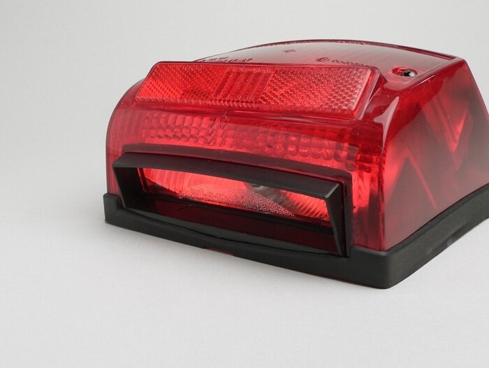 Luz trasera -PIAGGIO- Vespa PX Lusso (1985-2000)