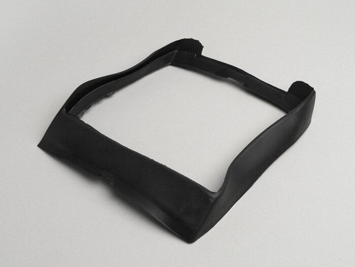 Achterlicht rubber (afdichting naar frame) -OEM KWALITEIT- Vespa PX oud (-1984)