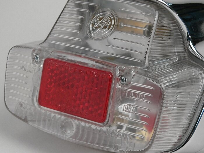Taillight -BOSATTA Vespa vintage- plastic large - Vespa 125 VNB (VNB6T), GL (VLA1T), Sprint (VLB1T till no. 025478), SS180 (VSC1T till no. 0018000) - Chrome / white