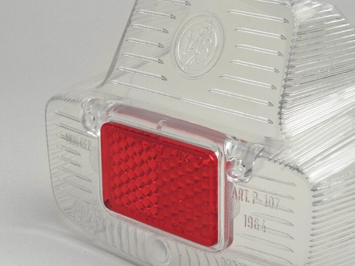 Taillight lens -BOSATTA- Vespa vintage large - Vespa 125 VNB (VNB6T), GL (VLA1T), Sprint (VLB1T till no. 025478), SS180 (VSC1T till no. 0018000) - white
