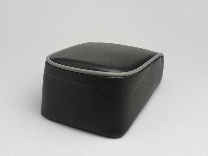 Front cushion for toolbox -VESPA- SS50, SS90 - 205x130mm