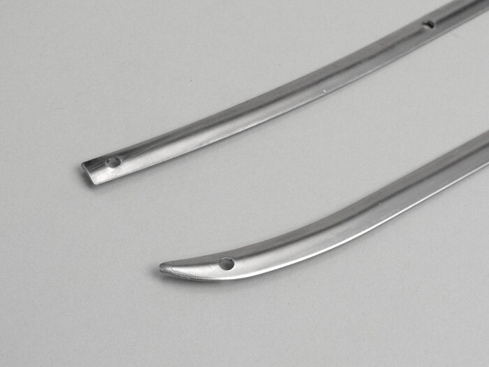 Pemasangan alas lantai step-through -KUALITAS OEM- Vespa Rally180 (VSD1T), Rally200 (VSE1T), Sprint150 (VLB1T), TS125 (VNL3T), GT125 (VNL2T), GTR125 (VNL2T), SS180 (VSC1T), GS160/GS4 (VSB1T), Super, VNA, VNB, VBA, VBB