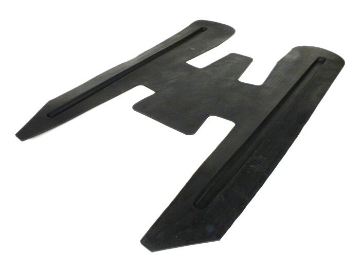 Tapis de plancher -NISA sans baguettes de plancher au centre- Vespa V50, PV125, ET3 - noir