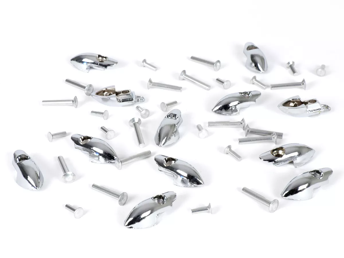 Loopvlakstrip eindstukset -CIF HQ, verchroomd- Vespa V50, V90, 50 Special, 50 L, 50 Elestart, SS50, SS90, PV125, ET3, Super, VNA1T (68032-), VNA2T, VNB1T, VNB2T (stripbreedte 13,5mm)