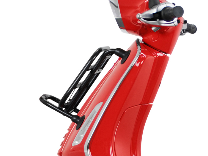 Rak bagasi depan lipat -PIAGGIO- Vespa Primavera 50 (ZAPC53100, ZAPC53200), Vespa Primavera 125 (ZAPM81100), Vespa Primavera 150 (ZAPM81200), Vespa Sprint 50 (ZAPC53101, ZAPC53201), Vespa Sprint 125 (RP8M82111, ZAPM81300, ZAPM81301) - hitam pekat