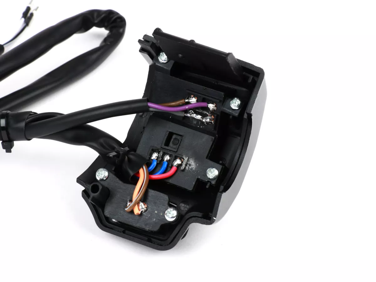 Switch unit kiri -DMP- VESPA Primavera 50 2T/4T, Sprint 50 2T/4T - termasuk sampul depan - hitam mengkilap