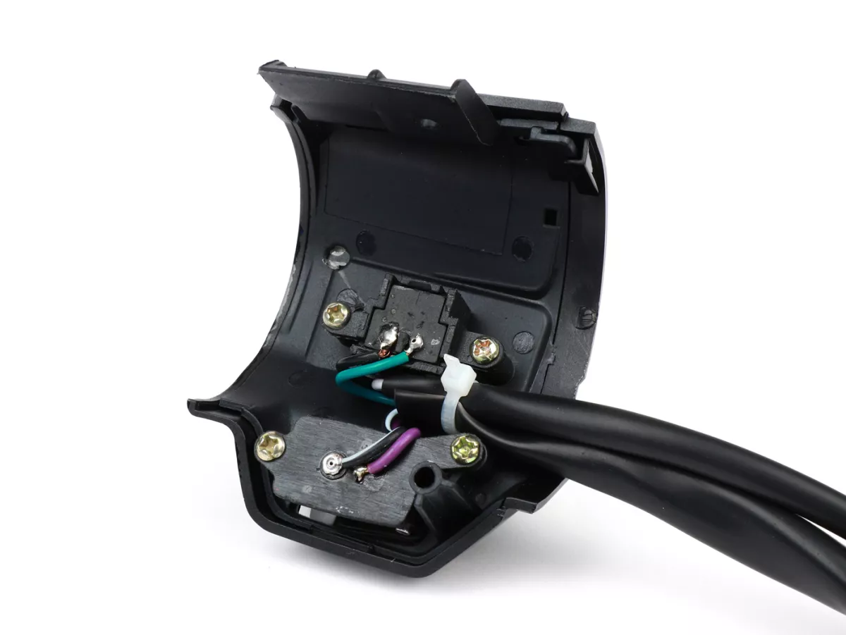 Switch unit kanan -DMP- VESPA Primavera 50 2T/4T, Sprint 50 2T/4T - termasuk sampul depan - hitam mengkilap