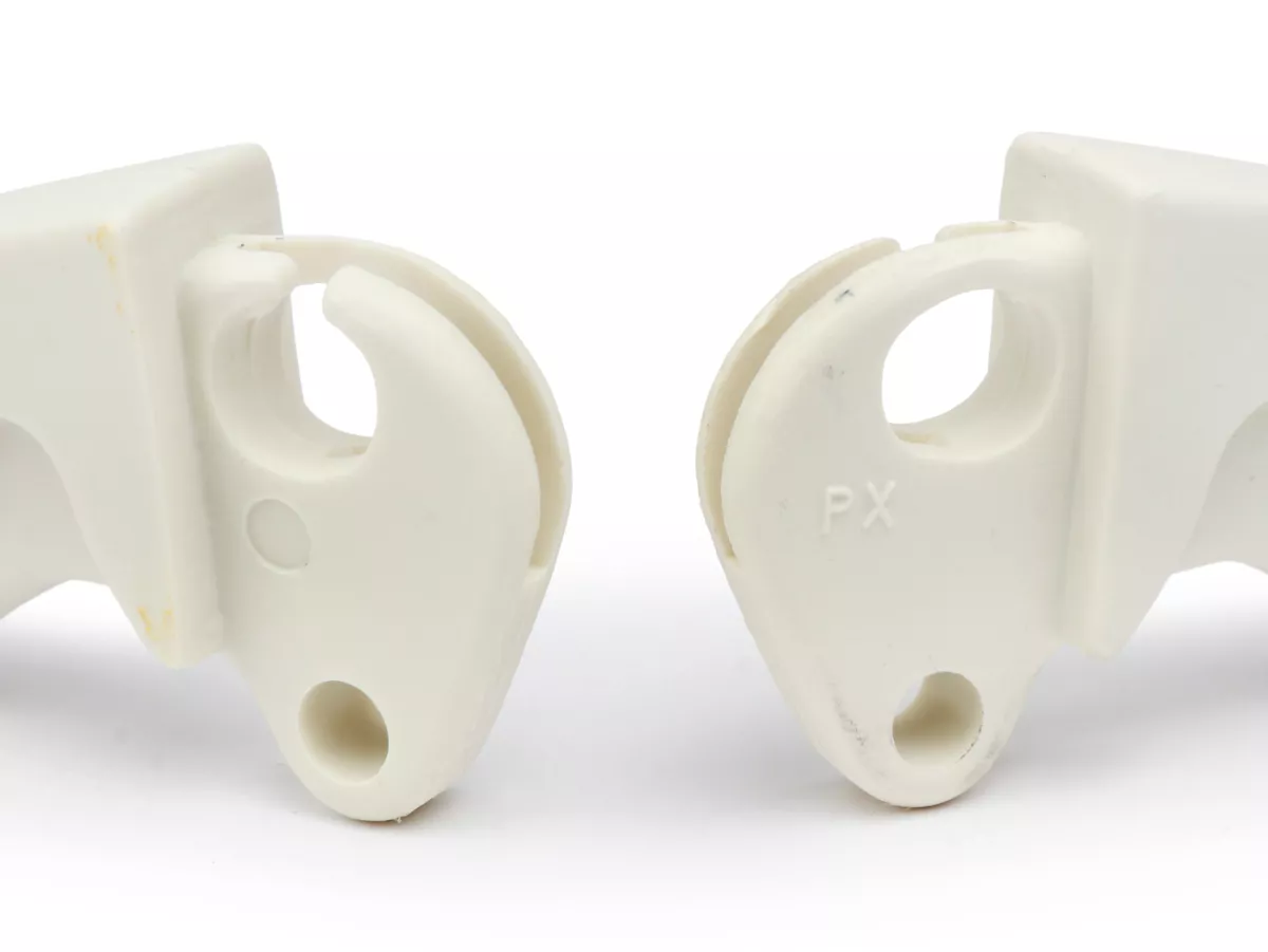 Levier de frein + levier d'embrayage (jeu) -UTAH (NOS)- VESPA Sport - Vespa PX -1997, T5, TX, T5 Classic, PK S, XL - plastique - blanc