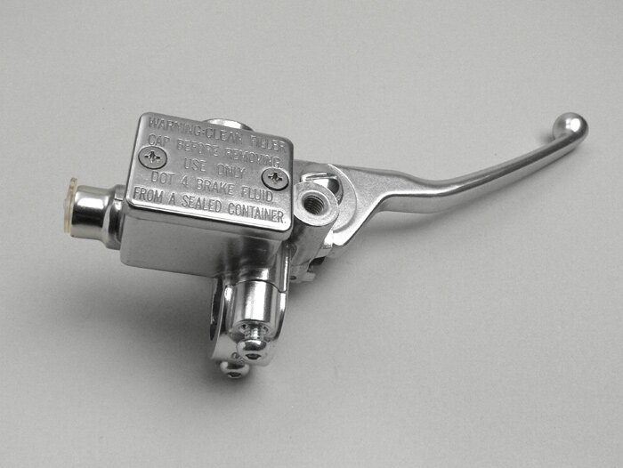 Master brake cylinder -PIAGGIO Heng Tong- rhs - Vespa GT 250 (ZAPM45102), Vespa GTV 125 (ZAPM31301), Vespa GTV 250 (ZAPM45102), Vespa GTV 300 (ZAPM45201)