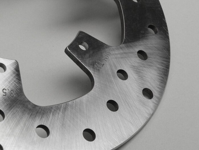 Disco de freno -PIAGGIO Ø240x105x4mm 6o- Gilera Runner 125-200 ccm (a partir de 2006) (v), Fuoco 500 ccm (v), Piaggio MP3 125-400 ccm (v)