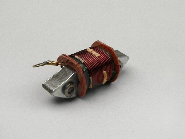 Kumparan lampu 2° -KUALITAS OEM- Vespa V90 (dari no. 71250), SS90, PV125