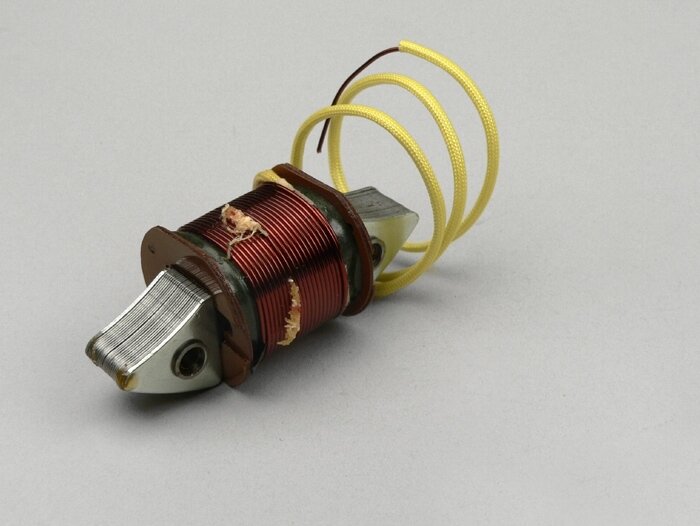 Lighting coil 1° -CEAB- Vespa V98 (series 4), Vespa 125 (VNA)