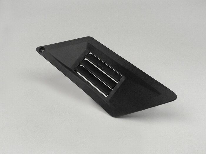 Air intake grid rhs -GILERA- Runner (2006-) (ZAPC461, ZAPC462, ZAPM461, ZAPM462, ZAPM463, ZAPM464) - black