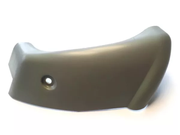 Tapa del estribo, derecha -PIAGGIO- sin pintar - Vespa GT L 125 (ZAPM31100, ZAPM31101), Vespa GT L 200 (ZAPM31200), Vespa GTS 125 (ZAPM31300, ZAPMA3100, ZAPMA3200, ZAPMA3700), Vespa GTS 150 (ZAPMA3100, ZAPMA3200), Vespa GTS 250 (ZAPM45100, ZAPM45