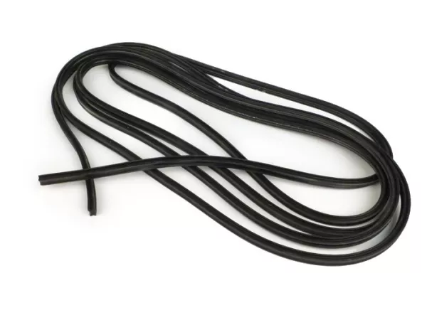 Karet strip tapak -KUALITAS OEM, W = 10mm untuk profil-C ganda- Vespa 125 VNA1T-2T, VNB1T-2T - 4200mm