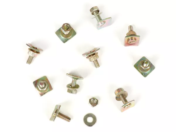 Juego de tornillos para fijar los listones embellecedores al guardabarros / tapas laterales -AMS CUPPINI, chapa- Vespa VBB, VNB, GT (VNL2T), GTR (VNL2T), GL (VLA1T), Super 125/150 (VNC1T/VBC1T), GS160 (VSB1T), SS180 (VSC1T) - contiene 10 uds.
