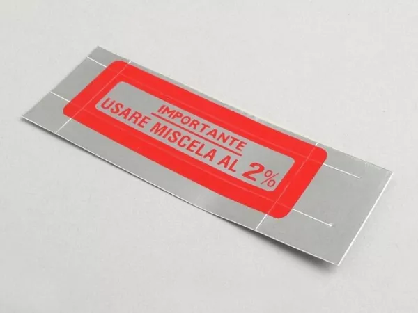 Sticker for fuel tank cap -OEM QUALITY- Vespa, Importante - Usare Miscela al 2% (1:50) - red