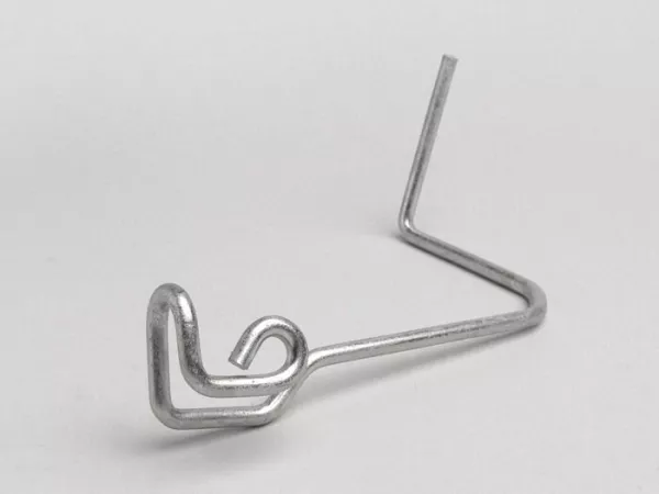 Side panel retainer clip -LAMBRETTA- LI (series 3, since 09.1967), LIS (since 09.1969), SX (since 09.1968), DL, GP, J50 (since 09.1967), J50 DeLuxe, J50 Special - lhs