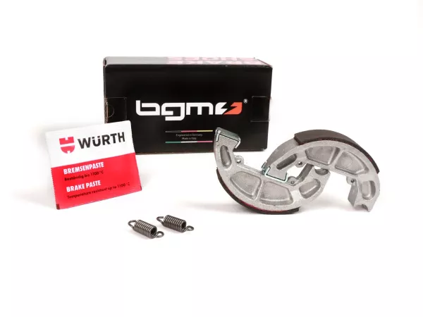 Sepatu rem -BGM PRO Ø = 100x20mm, dengan alur- PIAGGIO NRG 50 ccm 1994-1998 (h), NRG Extreme AC 50 ccm 1999 (h), NTT 50 ccm 1995 (h), Kuarsa 50 ccm 1992 (h), Sfera 50 ccm 1990-1996 (h), Sfera 80 ccm 1990-1994 (h), Zip 50 ccm 1992 (h), GILERA Badai 50
