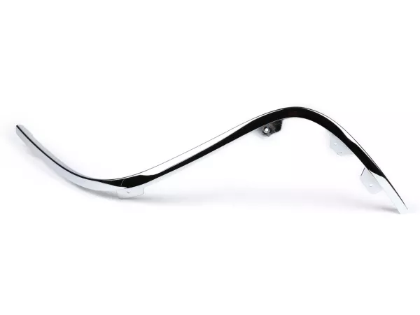 Entourage de tablier droit, chromé -PIAGGIO- Vespa GTS 125 (ZAPMD3202, ZAPMD3203), Vespa GTS 300 HPE (ZAPMD3103, ZAPMD3104)