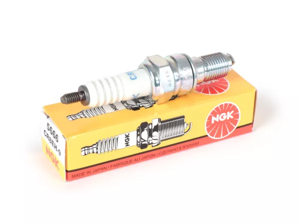 Bujía -NGK CR EH- CR8EH-9 - LML Star Deluxe 125 - 200, DAELIM Otello 125, Freewing 125, History 125, HONDA Lead 110, Dylan 125, Pantheon 125 JF12, @ 125, Silverwing 125 - 600