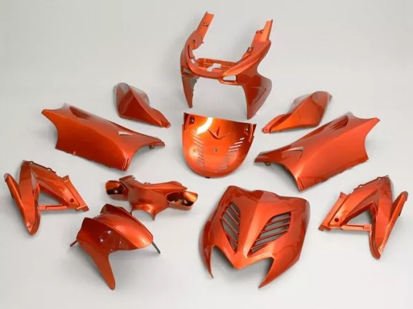 Set di parti della carenatura -DMP- 11 pezzi - Yamaha Aerox (YQ50/L, 2 tempi), MBK Nitro (YQ50/L, 2 tempi) - arancione metallizzato
