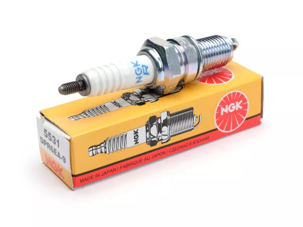 Busi -NGK DPR EA- DPR6EA-9 - PIAGGIO Hexagon GT 250 1998-2001 - (ZAPM1400), Beverly GT 250 2005 - (ZAPM28500), HONDA Helix 250 1986-1999 - (MF02), KYMCO Yager GT 125 1013-2016, Grand Dink 125 2013-2016, Xciting 250 2007-2008