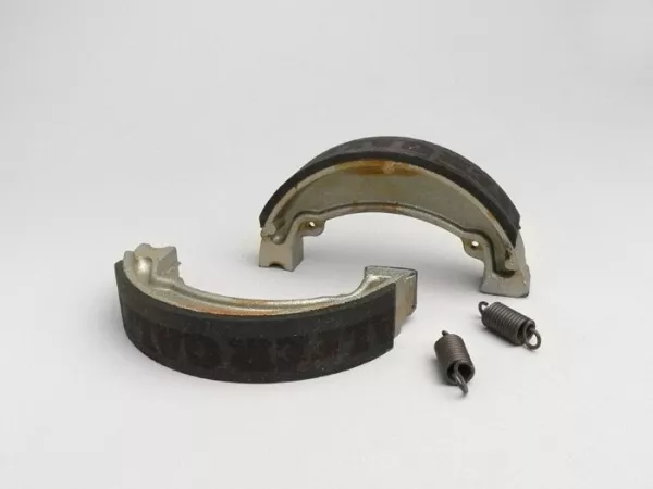 Brake shoes -FERODO Ø=130x25mm- KYMCO Movie 125cc 2001, Movie 150cc 2001, People 125cc 1999 (r), People 150cc 1999 (r), People 50cc 1999 (r), People S 125cc 1999 (r), People S 200cc 2004 (r), People S 50cc 1999 (r), Vivio 125cc 2001-2003, Yager 150cc 2001