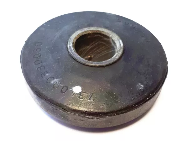 Lengan ayun mesin Silentblock Ø = 16x55x20mm -PIAGGIO- Vespa GTS 125 (ZAPMA3100, ZAPMA3200, ZAPMA3700, ZAPMD3200, ZAPMD3201), Vespa GTS 150 (ZAPMA3200, ZAPMA3100), Vespa GTS Super 125 (ZAPMA3100, ZAPMA3200, ZAPMA3700, ZAPMD3200), Vespa Primavera 125 (ZAPM