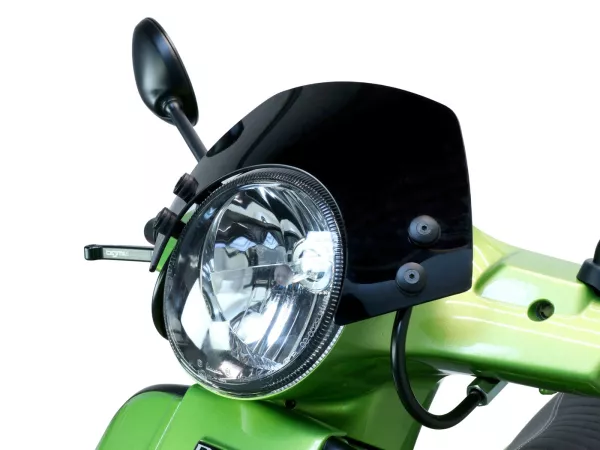 Voorruit met zwarte beugels -MOTO NOSTRA, b=300mm, h=105mm- Vespa GT, GTL, GTS, GTS Super 125-300cc (-2018) - zwart getint glas
