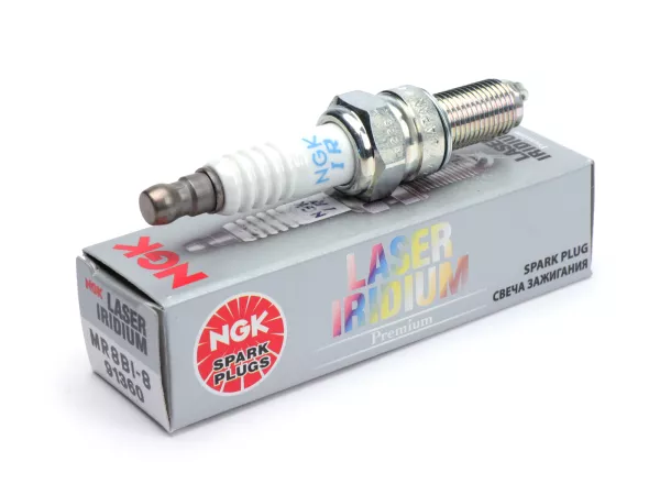 Busi -NGK MR- Laser Iridium Premium MR8BI-8 - Vespa Primavera 50 4T 3V (2017-) - (ZAPCA0100), Vespa Sprint 50 4T 3V (2017-) - (ZAPCA0101), Piaggio Zip II 50 4T 3V (2021-) - (LBMCD2100), Aprilia SXR 50 4T 3V (2021-) - (METCD3)
