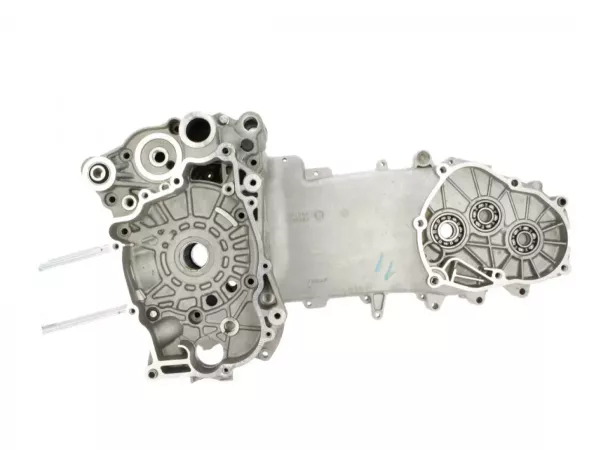 Rumah mesin -PIAGGIO- Vespa GTS 250 (ZAPM45100), Piaggio Beverly 250 (ZAPM28800, ZAPM28500, ZAPM28802, ZAPM28801), Piaggio Beverly 300 (ZAPM69200, ZAPM28A00), Piaggio Carnaby 250 (ZAPM60300), Piaggio Carnaby Cruiser 300 (ZAPM60400), Piaggio X9 Evo 250 (Z