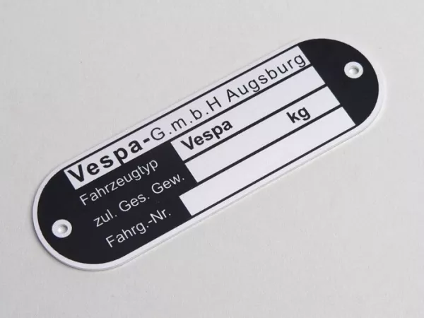Typeplaatje -OEM KWALITEIT- Vespa GmbH Augsburg (80x25x0.5mm) - rond