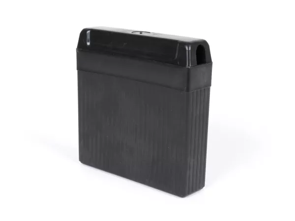 Batería de caja vacía incl. tapa -Gel RAE 3s2- 6V 5Ah - 125x125x32mm - Lambretta D 150, LD 150, LI (Serie 1) - Tipo AGM