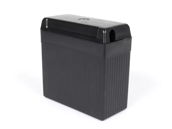 Caja vacía batería incl. tapa -Gel RAE 3s4- 6V 8Ah - 126x126x57mm - Vespa GS150 (VS1-5), V50 Elestart (V5A3T, V5B2T, V5B4T),Lambretta Serie 2 (a partir de 10/1959), Serie 3