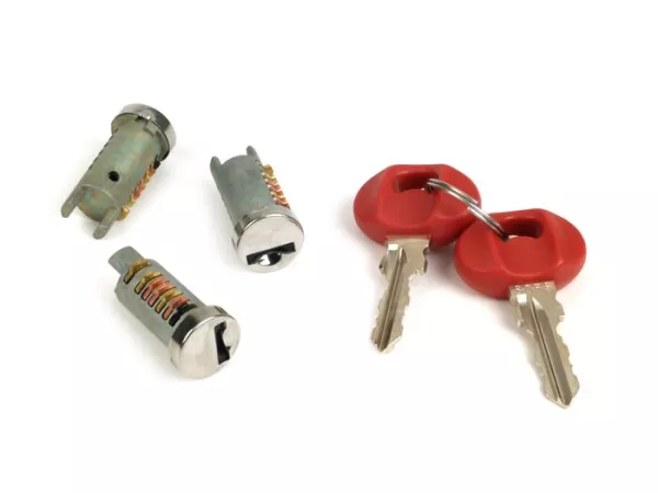 Lock cylinder set -OEM QUALITY- Vespa PX EFL (1984-), PK S-XL, T5 125cc, Cosa FL, Piaggio Storm, Free, NRG, NTT, Sfera, Sfera RST, SKR Quartz, Typhoon, Typhoon X, Typhoon XR, Zip (till 1999), Zip FR - 3-pieces