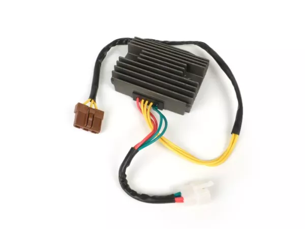 Regulador de tensión -CALIDAD OEM 4+3 polos- Piaggio Quasar/HPE 250-300 ccm, Master 400-500 ccm
