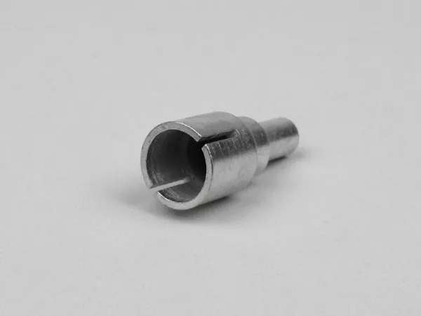 Douille câble de starter -LAMBRETTA- Lambretta LI (série 3), LIS, SX, TV (série 3), DL, GP - métal
